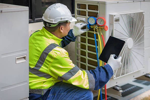Professional Hvac technician working in Burlington, WI